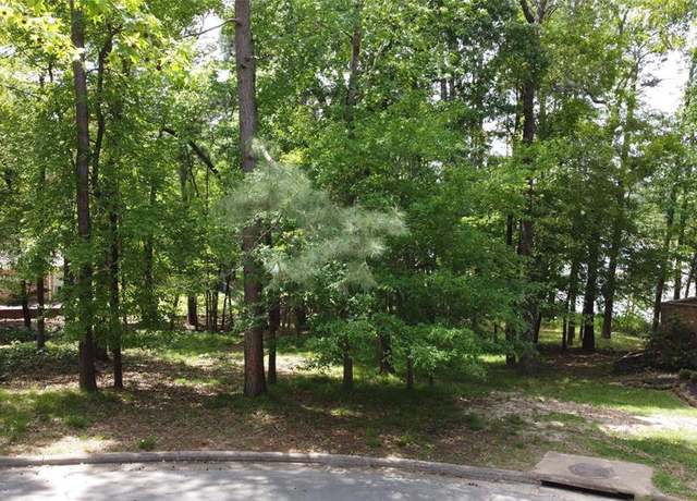 Property at 2003 E Lake Dr, Huntsville, TX 77340