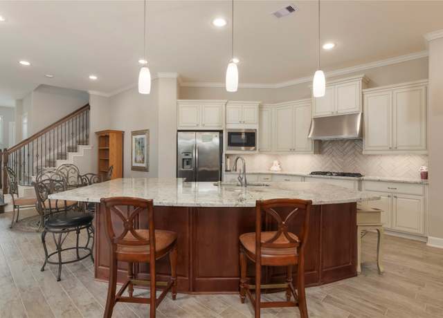 Property at 4044 Windsor Chase Dr, Spring, TX 77386, 4 beds, 3.5 baths