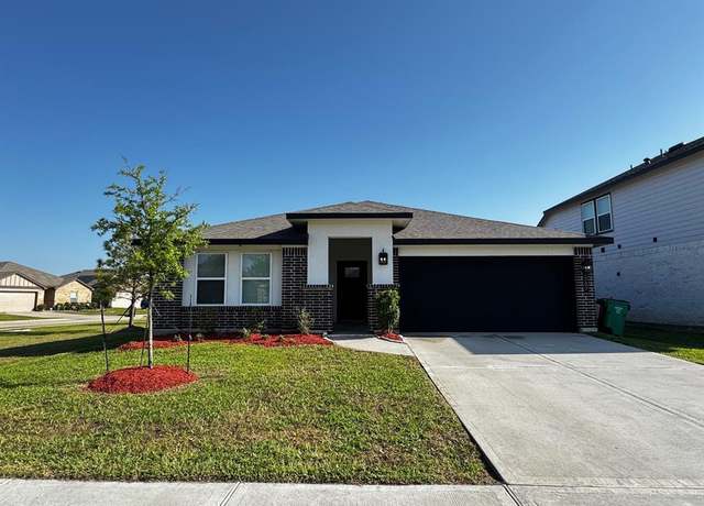Property at 1707 William Scott St, Baytown, TX 77523, 4 beds, 2 baths