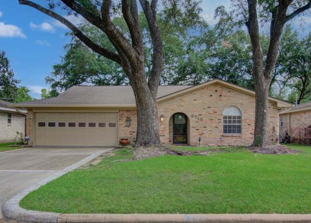 Property at 5710 Verdome Ln, Houston, TX 77092, 3 beds, 2 baths