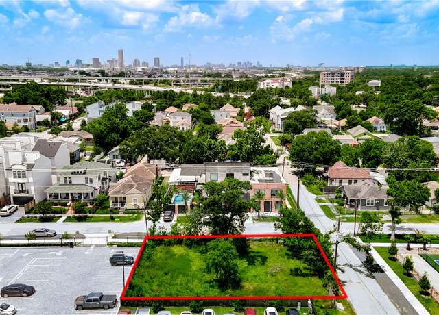 Property at 2324 Keene St, Houston, TX 77009