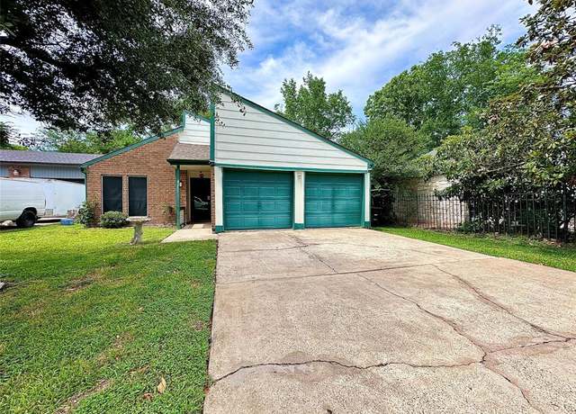 Property at 9004 Vogue Ln, Houston, TX 77080, 2 beds, 2 baths