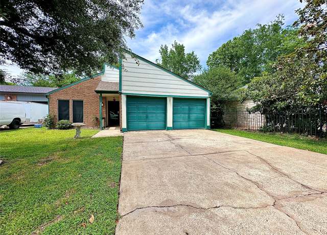 Property at 9004 Vogue Ln, Houston, TX 77080, 2 beds, 2 baths