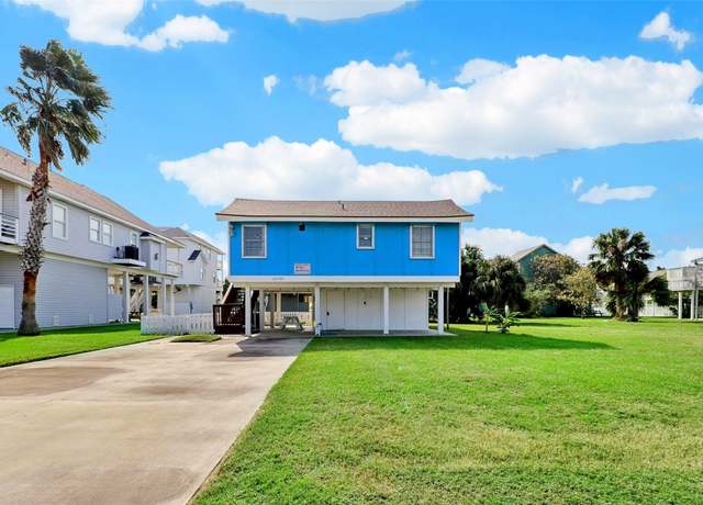 Property at 13735 Pirates Beach Blvd, Galveston, TX 77554, 2 beds, 1 bath