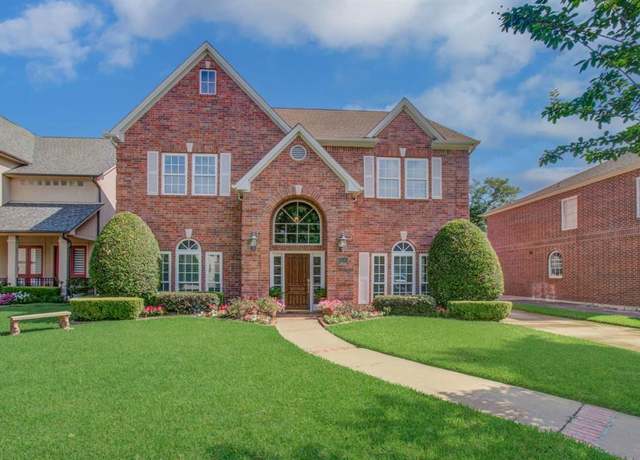 Property at 4516 Palmetto St, Bellaire, TX 77401, 4 beds, 3.5 baths