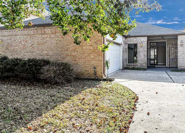 Property at 12807 Sandri Ln, Houston, TX 77077, 3 beds, 2 baths