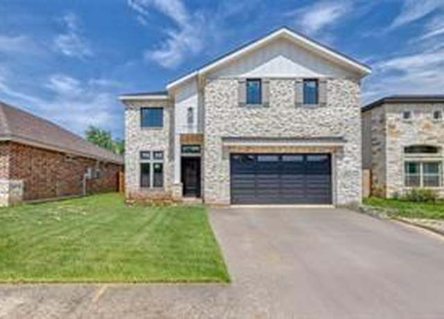 Property at 6 Rio Seco Dr, Uvalde, TX 78801, 3 beds, 2.5 baths