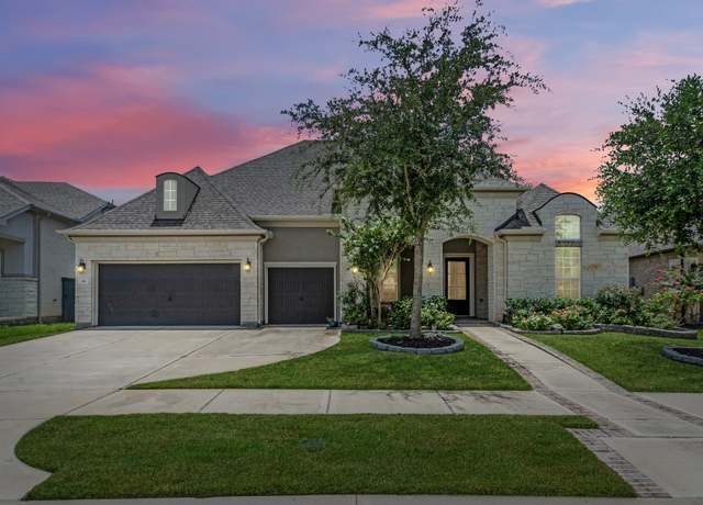 Property at 15 Victorian Run, Sugar Land, TX 77498, 4 beds, 3 baths