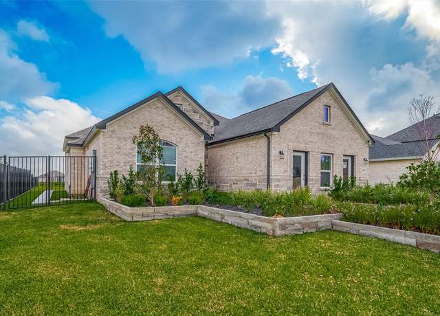 Property at 13613 Windward Mist Dr, Texas City, TX 77568, 3 beds, 2.5 baths
