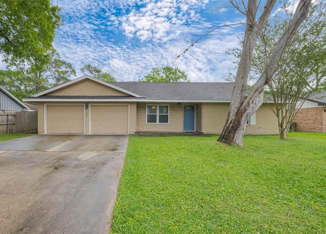 Property at 2007 Lamar Dr, Richmond, TX 77469, 3 beds, 2 baths