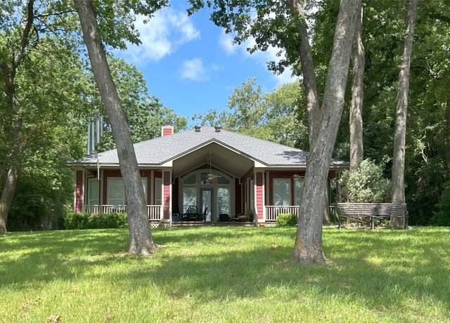 Property at 112 Lcr 799a, Groesbeck, TX 76642, 3 beds, 2 baths