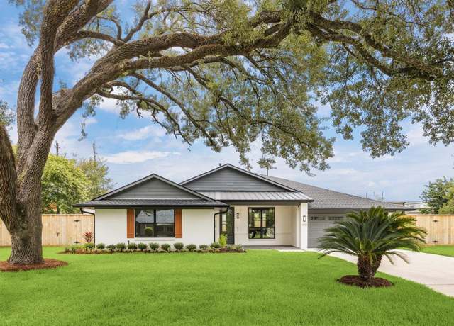 Property at 1441 Freedonia Dr, Houston, TX 77055, 3 beds, 3 baths