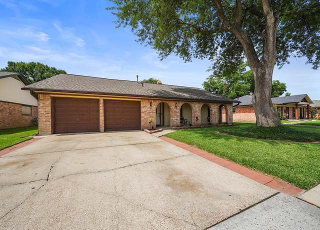 Property at 905 Patricia Dr, Deer Park, TX 77536, 3 beds, 2 baths