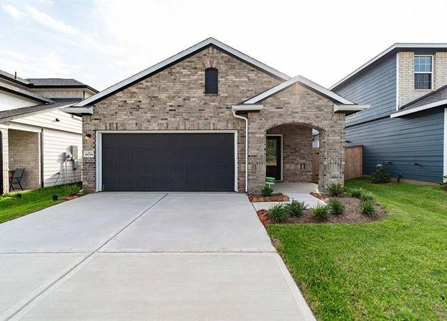 Property at 10791 Sora Dr, Willis, TX 77378, 3 beds, 2.5 baths