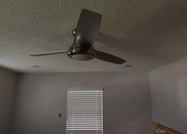 Property at 4104 Idaho St, Houston, TX 77021, 3 beds, 2 baths