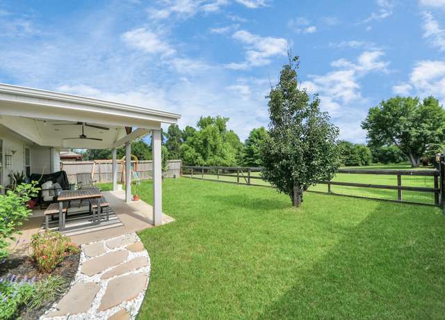 Property at 34706 Lake Side Dr, Brookshire, TX 77423, 3 beds, 2 baths