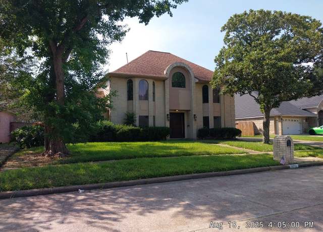 Property at 3902 Crow Valley Dr, Missouri City, TX 77459, 5 beds, 4.5 baths