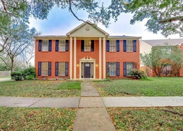 Property at 6403 Laurel Bush Ln, Sugar Land, TX 77479, 5 beds, 2.5 baths