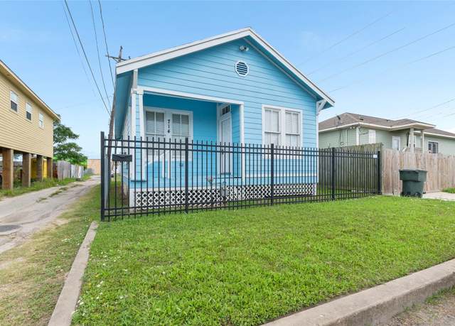 Property at 714 44th St, Galveston, TX 77550, 2 beds, 1 bath