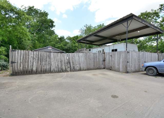 Property at 14629 W Hardy Rd, Houston, TX 77060