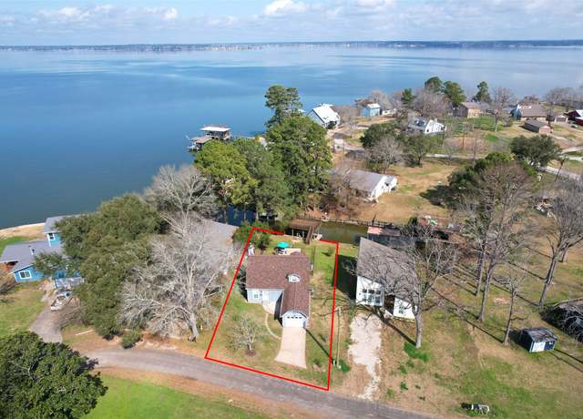 Property at 410 Indian Shr, Livingston, TX 77351, 3 beds, 2 baths