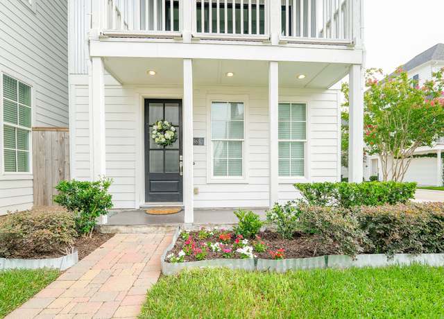 Property at 8682 Green Kolbe Ln, Houston, TX 77080, 3 beds, 3.5 baths