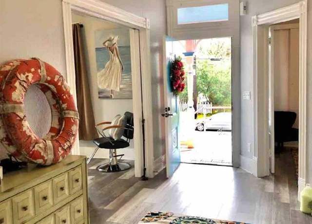 Property at 1514 18th St, Galveston, TX 77550, 2 beds, 1 bath