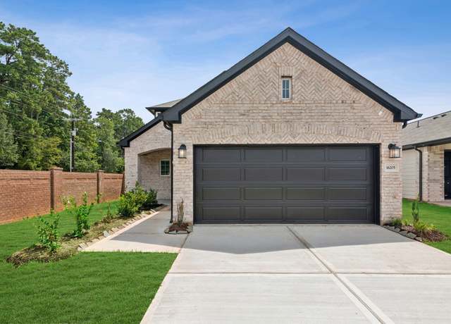 Property at 16205 Mcdonald County Ct, Montgomery, TX 77316, 4 beds, 3 baths