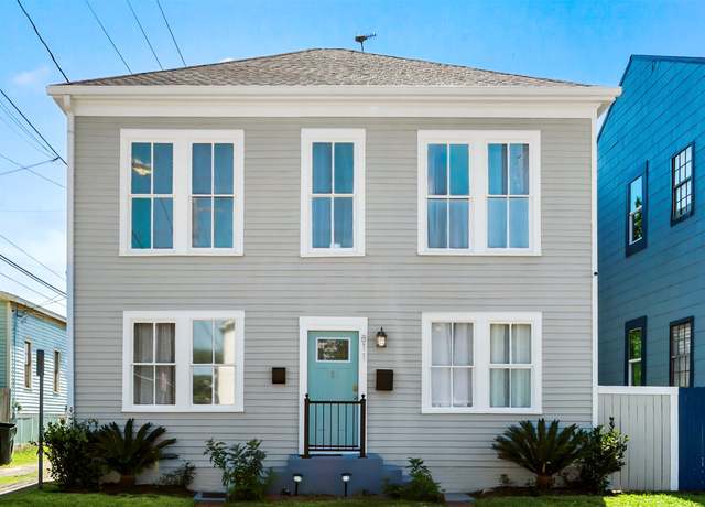 Property at 811 10th St, Galveston, TX 77550, 4 beds, 2 baths