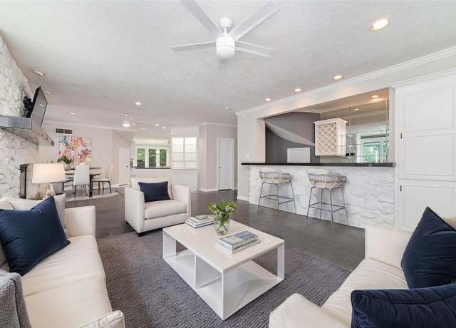Property at 1647 Kelliwood Oaks Dr, Katy, TX 77450, 6 beds, 5 baths