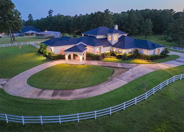 Property at 11500 Majestic Dr, Montgomery, TX 77316, 5 beds, 5 baths