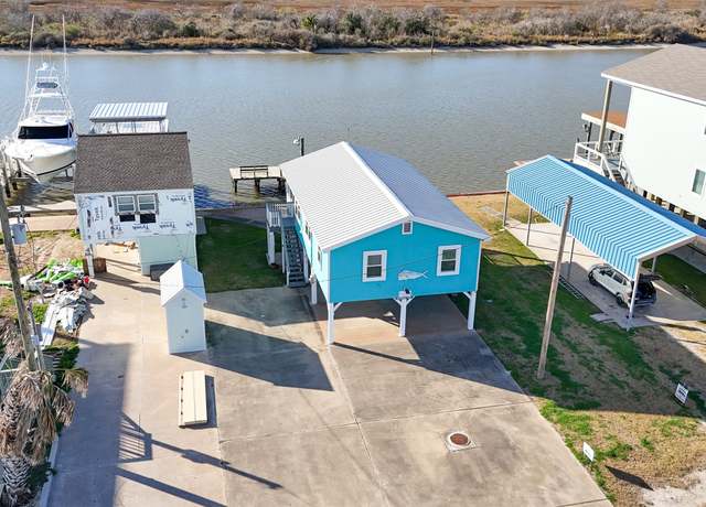 Property at 3700 Fm-2031, Matagorda, TX 77457, 2 beds, 1.5 baths