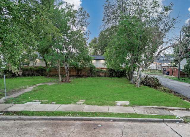Property at 3350 Holman St, Houston, TX 77004