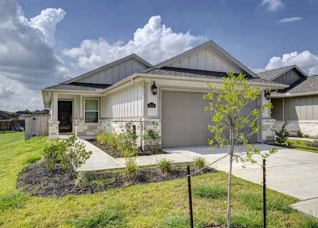 Property at 5638 Madden Ln, Houston, TX 77048, 4 beds, 2 baths