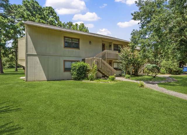 Property at 15919 Golf Club Dr #203, Crosby, TX 77532, 3 beds, 2 baths