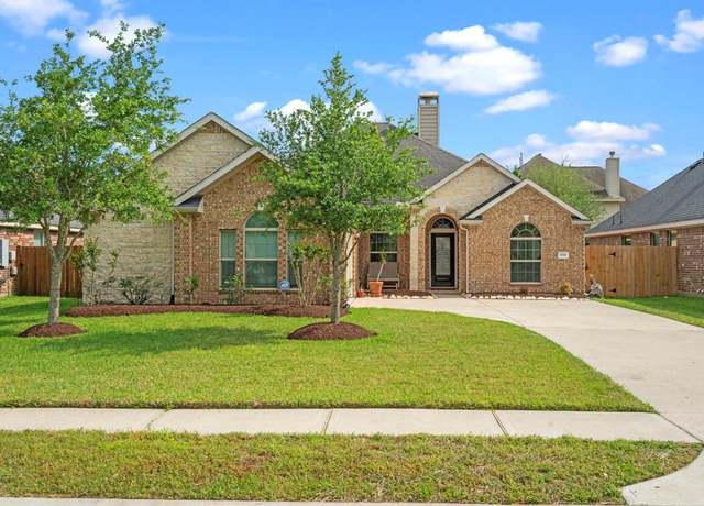 Property at 1510 Nacogdoches Valley Dr, League City, TX 77573, 3 beds, 2 baths