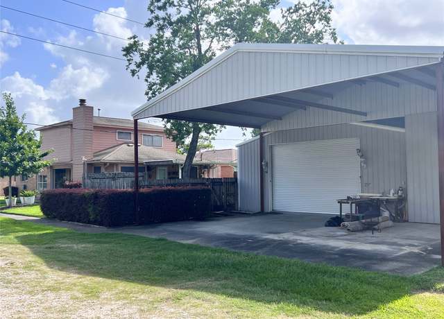 Property at 8323 E Ridge Dr, Houston, TX 77040, 3 beds, 2 baths