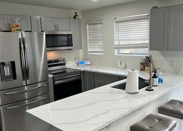 Property at 3 Lakeway St #3, Conroe, TX 77304, 3 beds, 2.5 baths