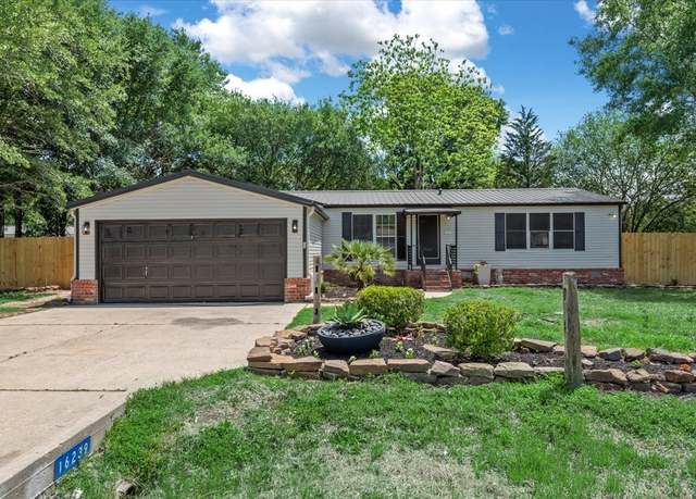Property at 16239 Wild Oak Lane Ln, Conroe, TX 77302, 3 beds, 2 baths