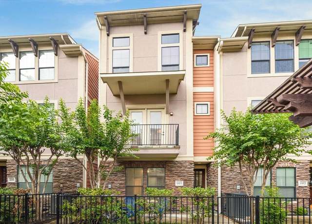 Property at 1045 W 22nd St Unit I, Houston, TX 77008, 3 beds, 3.5 baths