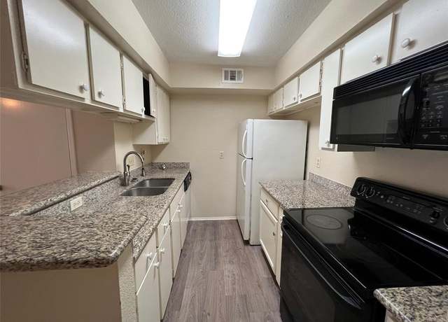 Property at 2100 Wilcrest Dr #106, Houston, TX 77042, 1 bed, 1 bath