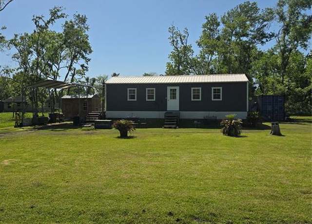 Property at 20344 County Road 510u, Brazoria, TX 77422, 1 bed, 1 bath