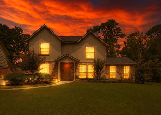 Property at 2811 Blue Glen Ln, Houston, TX 77073, 4 beds, 2.5 baths