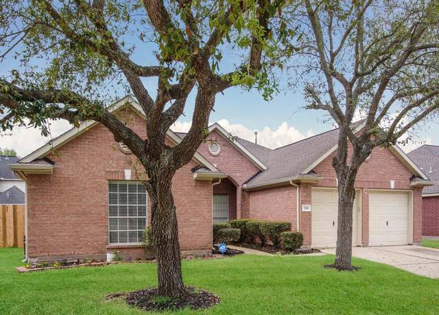 Photo of 2206 Manchester Ln, Pearland, TX 77581