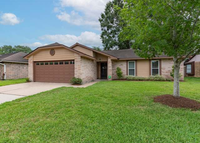 Property at 8123 Sweetgum Trace Dr, Houston, TX 77040, 3 beds, 2 baths