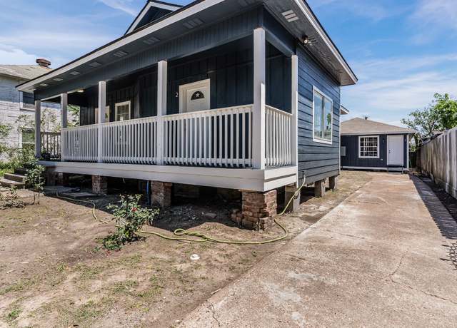 Property at 215 Delmar St, Houston, TX 77011, 2 beds, 1 bath