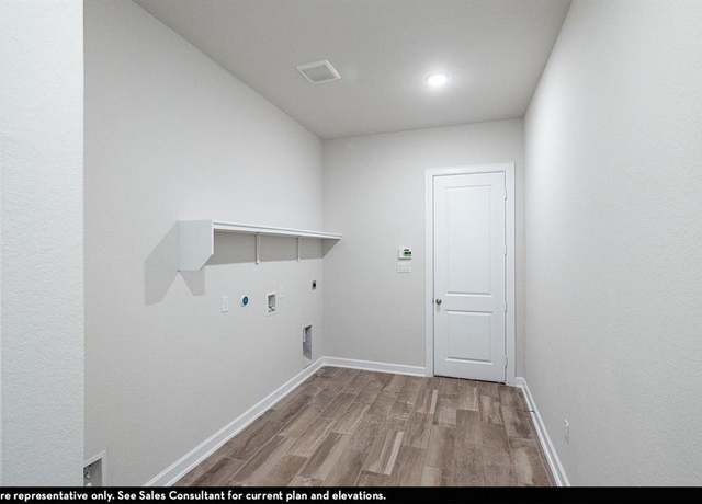 Property at 22310 Chenango Lake Dr, Angleton, TX 77515, 4 beds, 3 baths