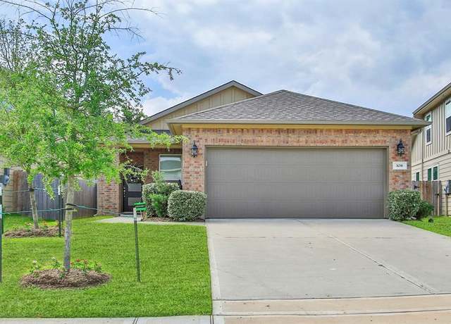 Property at 108 Clay Creek Ln, Conroe, TX 77316, 3 beds, 2 baths