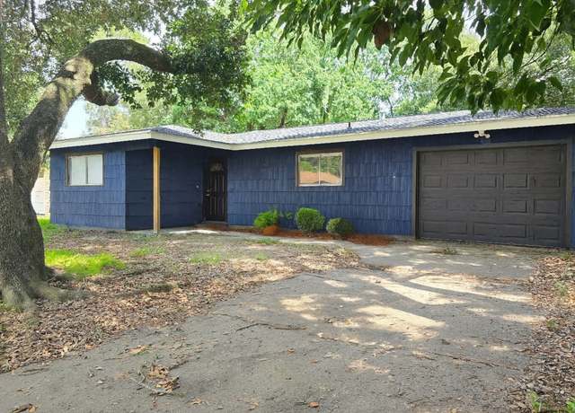 Property at 545 Gardenia Ave, Orange, TX 77630, 4 beds, 1.5 baths