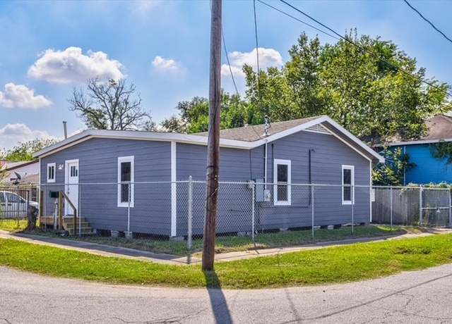 Property at 3802 Ranch St, Houston, TX 77026, 3 beds, 1.5 baths
